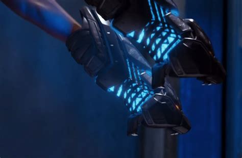 Vibranium Gauntlets | Marvel Cinematic Universe Wiki | Fandom