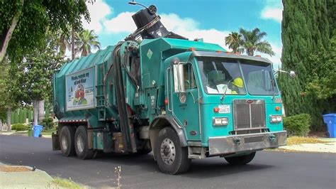 LA City Amrep Octo Garbage Trucks - YouTube