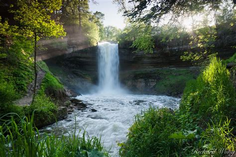 Minnehaha Falls Photo | Richard Wong Photography