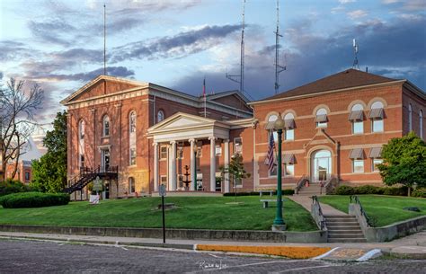 Carroll County Courthouse, Mount Carroll, Illinois | Flickr