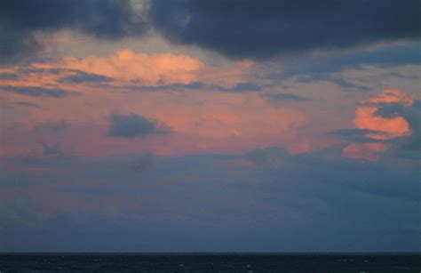 Sunset Clouds and the Ocean 4 Photograph by Cathy Lindsey | Fine Art America