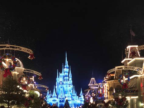 Christmas Around the Walt Disney World Resort – Dixie Delights