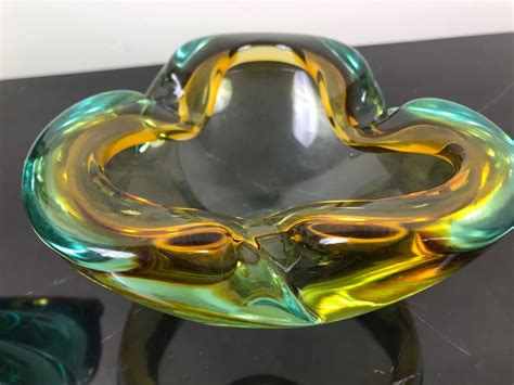 Matching Pair Of Murano Art Glass Bowls Hand Made In Italy