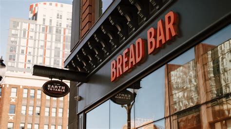 Earth to Table: Bread Bar's Brunch & Appy Hour