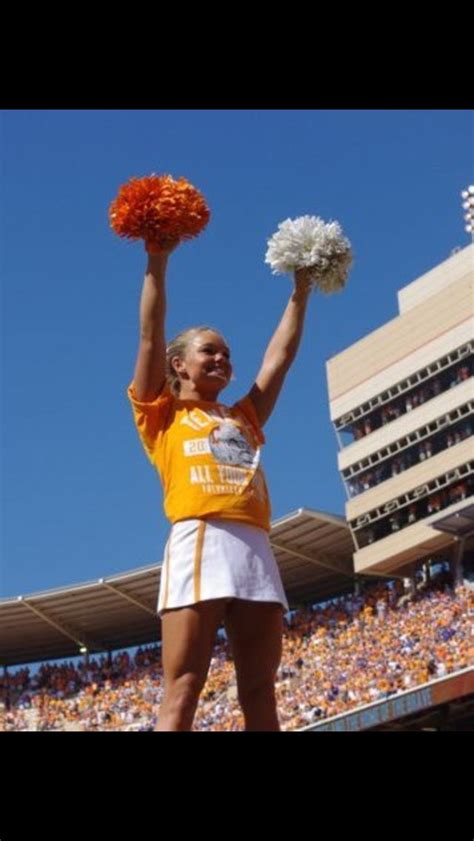 Tennessee volunteer cheerleaders | College cheerleading, Tennessee volunteers, Rocky top tennessee