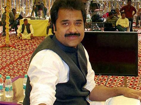 Kuldeep Bishnoi to seek re-election from Hisar - Oneindia News