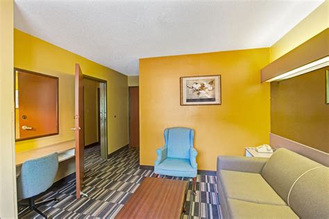 Microtel Inn & Suites by Wyndham Gatlinburg | Gatlinburg, TN Hotels