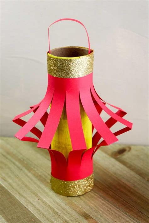 Adorable DIY Chinese Lantern Craft for Kids - Hawaii Travel with Kids