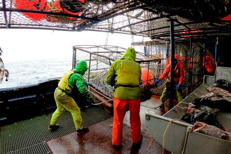 New Photo's from Discovery's Deadliest Catch Season 17 | Discovery's Deadliest Catch | Discovery