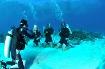 Water sports at lakshadweep - Lakshadweep Tour package