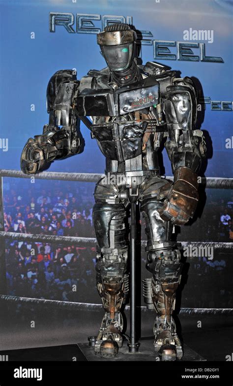 Real steel robots hi-res stock photography and images - Alamy