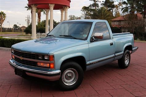 1989 Chevy C1500 Silverado – TEXAS TRUCKS & CLASSICS