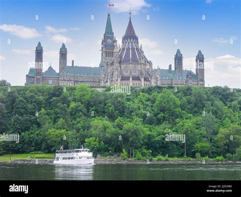 Canadian Parliament Buildings, Ottawa, Canada Stock Photo - Alamy