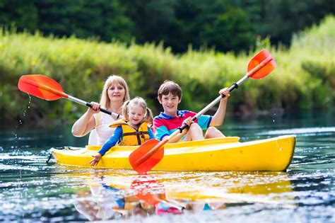 10 Great North Carolina Mountains Family-friendly Kayaking and Canoeing Activities