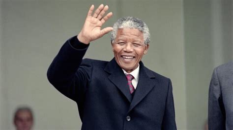 Nelson Mandela Biography: Education, Age, Children, Net Worth, Wife, Facts, Spouse, Wikipedia, Cause