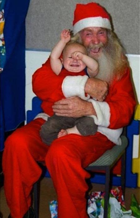 These Santa Claus Fails Are Absolutely Hilarious - Everything Mixed