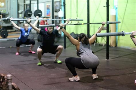 overhead squats - RIV Athletics