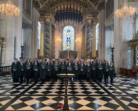 Abbey Gate College Chapel Choir Return to St Paul's Cathedral, London - News - Abbey Gate College