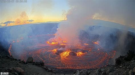 Hawaii's Mount Kilauea volcano has erupted again. Watch it live : NPR