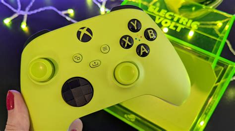 The New 'Electric Volt' Xbox Series X Controller Is Now Available - Xbox News