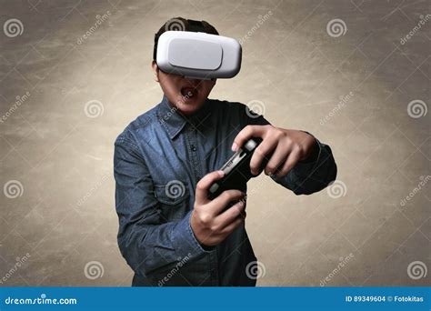 Man Playing Video Games Wearing Vr Stock Photo - Image of equipment, experience: 89349604