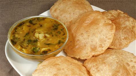 Aloo Puri Recipe | Potatoes with Fried Puffed Bread | How to make Puri Aloo