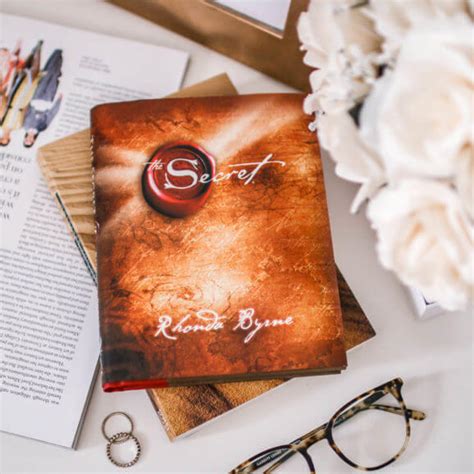 The Secret | Original Bestselling Book by Rhonda Byrne