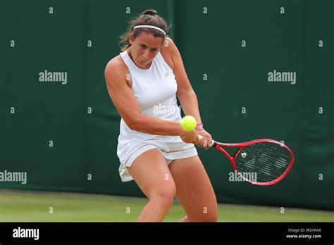 Emma navarro tennis hi-res stock photography and images - Alamy