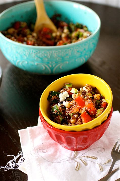 Red Quinoa Salad | The Curvy Carrot