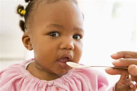 Stage 2 baby food: When is a child ready to try a bit more texture?