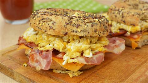 Toasted Bagels with Bacon, Cheddar & Scrambled Eggs - Easy Breakfast Sandwiches Recipe - YouTube