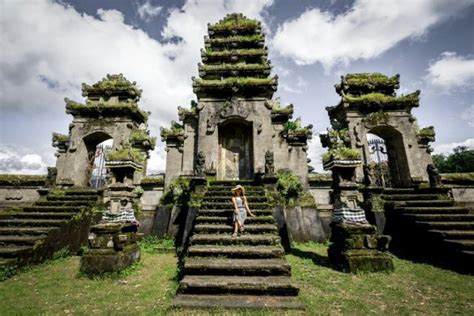 Pura Ulun Danu Tamblingan Lake Temple In Munduk, Bali