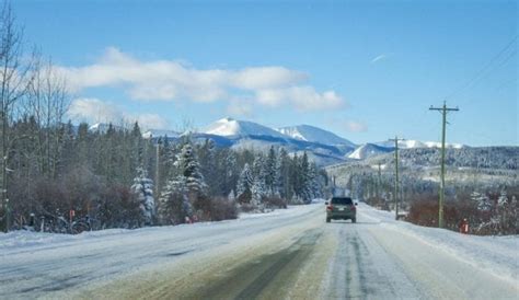 Snowshoeing the West Bragg Creek Trails | Hike Bike Travel