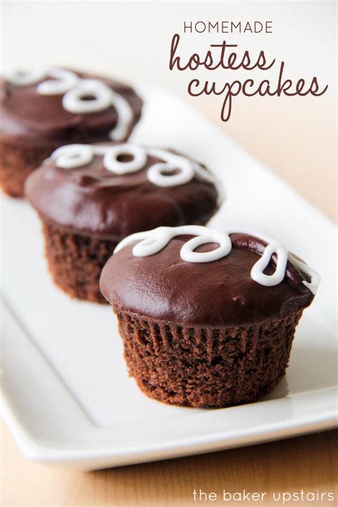 The Baker Upstairs: homemade hostess cupcakes