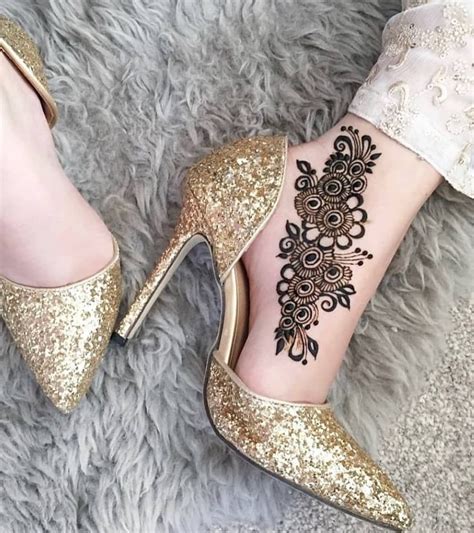 The Beauty And Simplicity Of Foot Henna Designs: A Comprehensive Guide