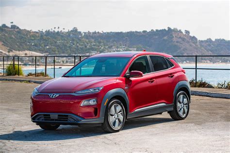 Hyundai Shows Off Electric Version of Kona Crossover | TheDetroitBureau.com