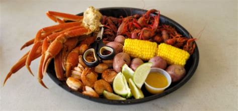 CIRCLE M CRAWFISH - Updated December 2024 - 129 Photos & 126 Reviews - 14449 Hwy 155 S, Big ...