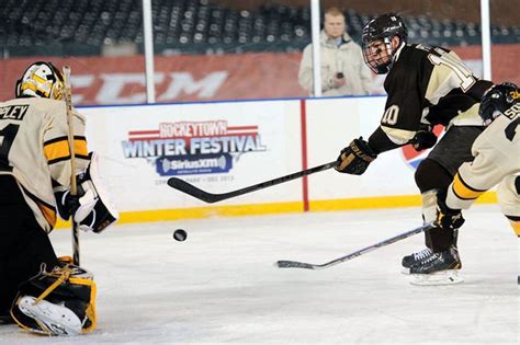 Confident WMU hockey team looking to stay hot, find footing on power play against Miami - mlive.com