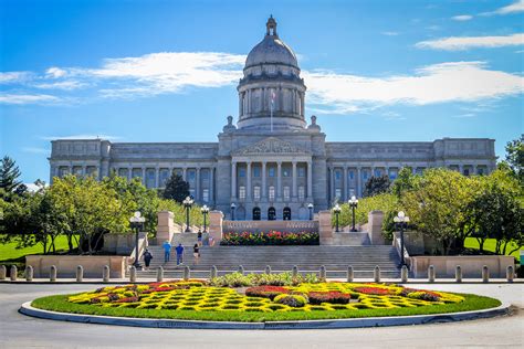 Kentucky State Capitol Building — Miles 2 Go