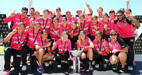 Big Bash League T20: The Sydney Sixers team wins Women's BBL 2016