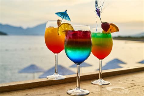 7 Easy Italian Wince Cocktail Recipes | DolceVita Wine Club | Italian wine shop