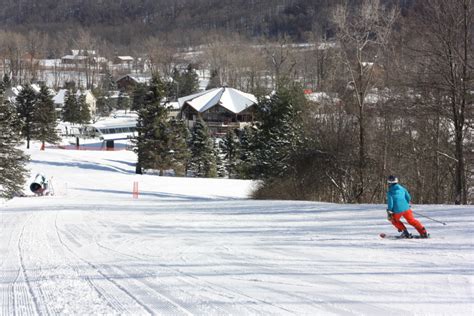 Bristol Mountain - New York Ski & Snowboard Resort - Canandaigua, NY