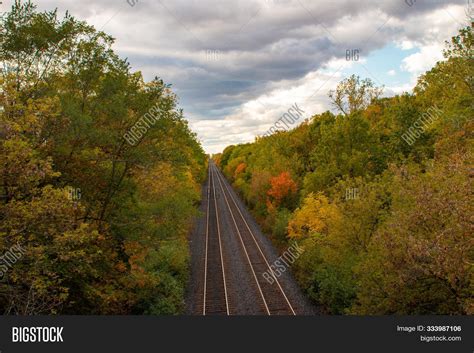 Adirondack Train Image & Photo (Free Trial) | Bigstock