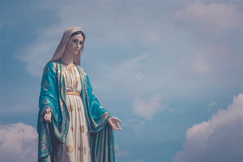 3,726 Blessed Virgin Mary Statue Stock Photos - Free & Royalty-Free ...