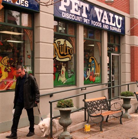 News | Retailer Pet Valu to Shut Nearly 360 Stores, Warehouses in US