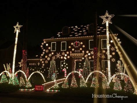 The Best Christmas Lights in Houston (2020 Guide) | Christmas lights ...