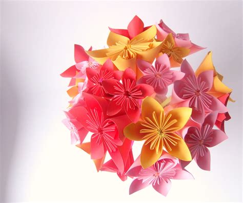 How to Make an Origami Flower Bouquet Easily (with Straws and Paper ...