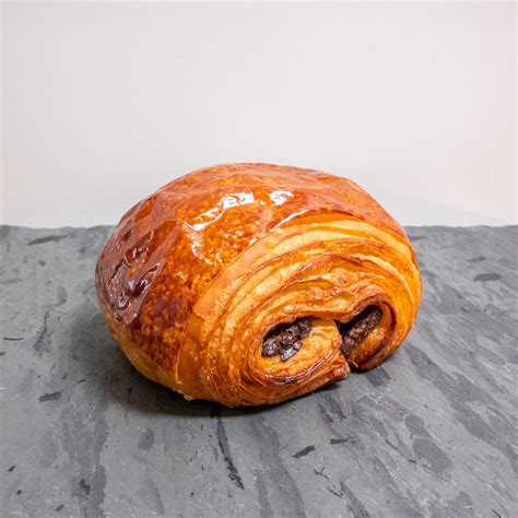 Pain au chocolat – Sugarbloom Bakery