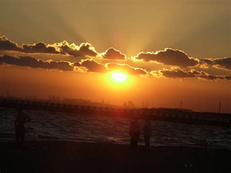 sunset on tokyo bay | Hisaki Sato | Flickr