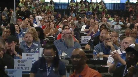 UAW Convention Produces Nominees for First-Ever Election - The Detroit Bureau